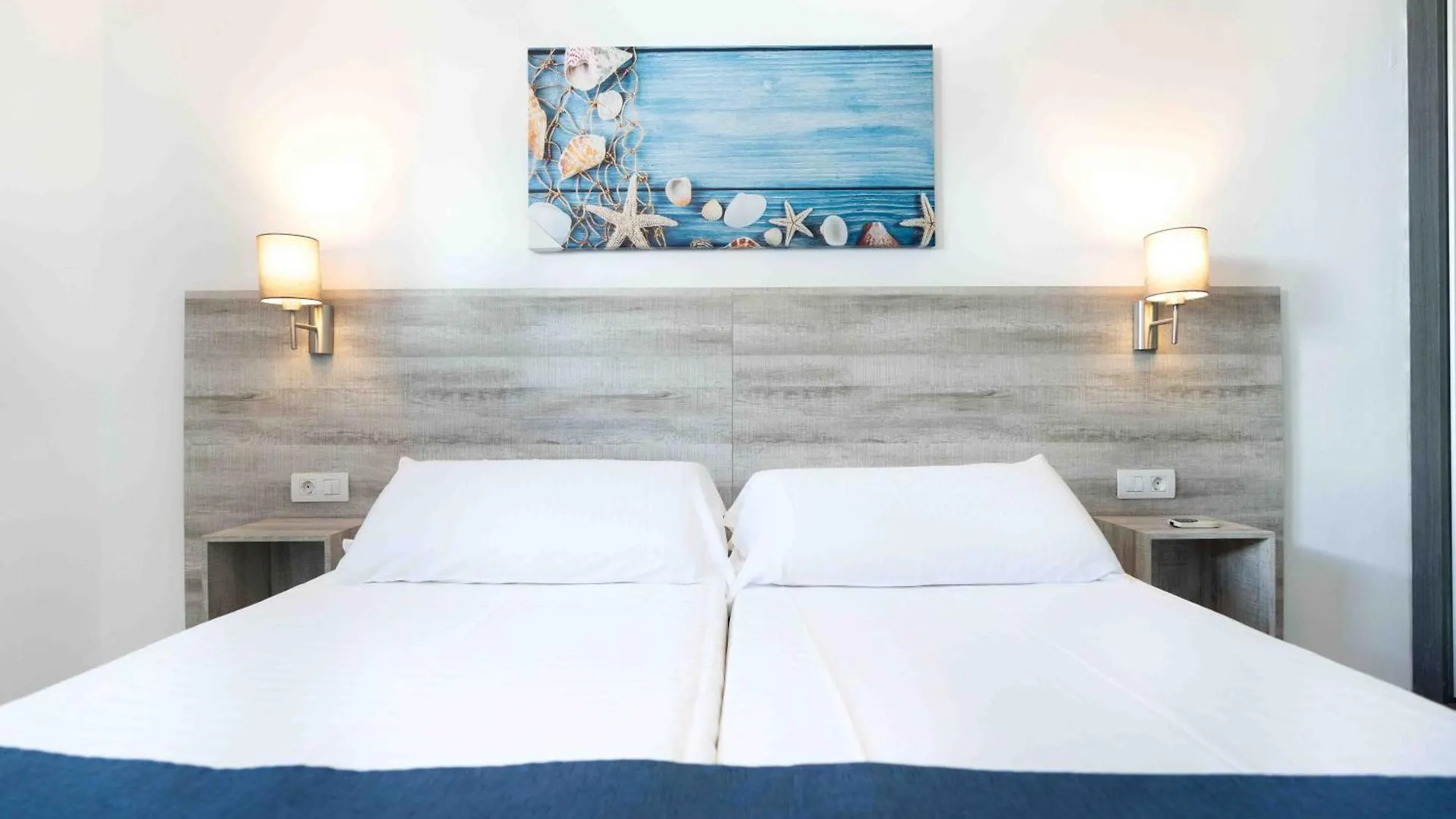 Apartamentos Jable Bermudas Puerto del Carmen  Apartment Puerto del Carmen (Lanzarote)